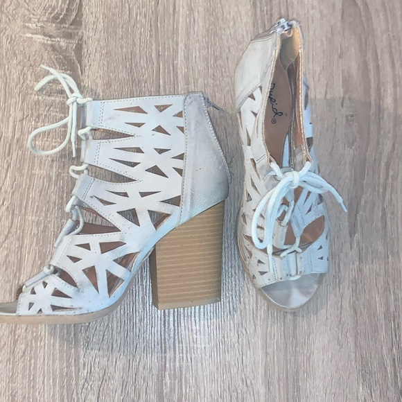 Cream Cutout/Lace-up Wedges, worn twice - Picture 3 of 8